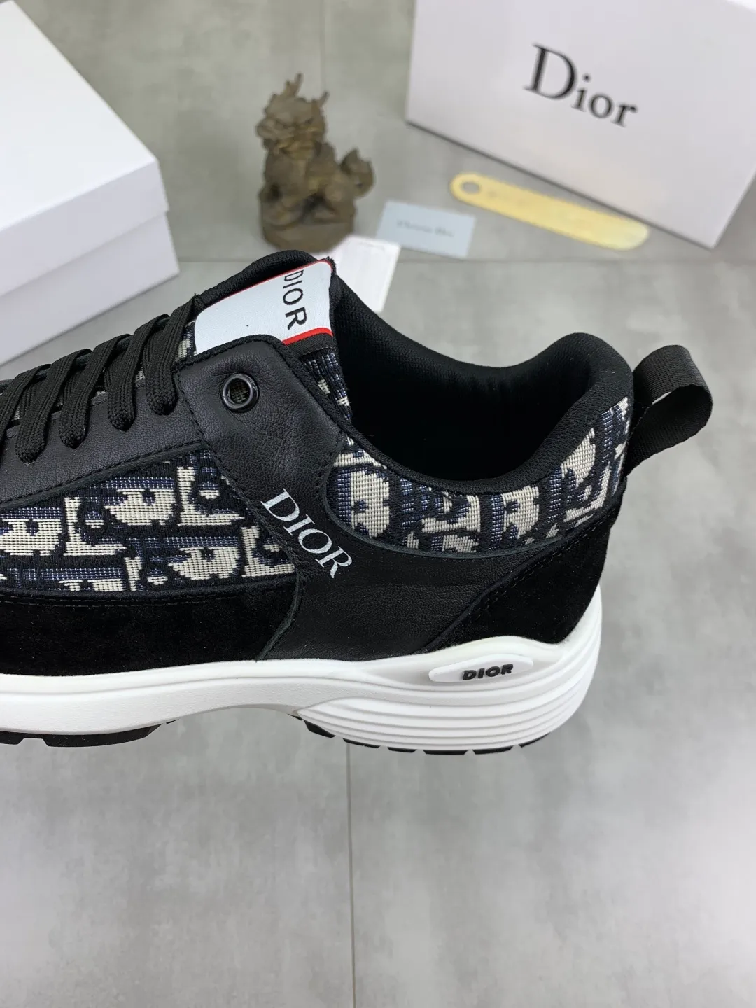 Men's Men's Shoes💰P420💰[New Style]🆘[Dior] 2025 Dior Original Lace-up Low-top Men's Shoes Classic casual shoes 🔥This model is the official classic model, with high quality and made by famous original designers. It is made of high-quality cowhide with original materials➕Comfortable and breathable mesh lining➕Pigskin insole. The perfect last shape and generous and fashionable design have attracted many consumers. Suitable for drivers to drive🚗. What you want is the highest quality in the market. Color: 3️⃣Color code number: 38--44 (45 customized)